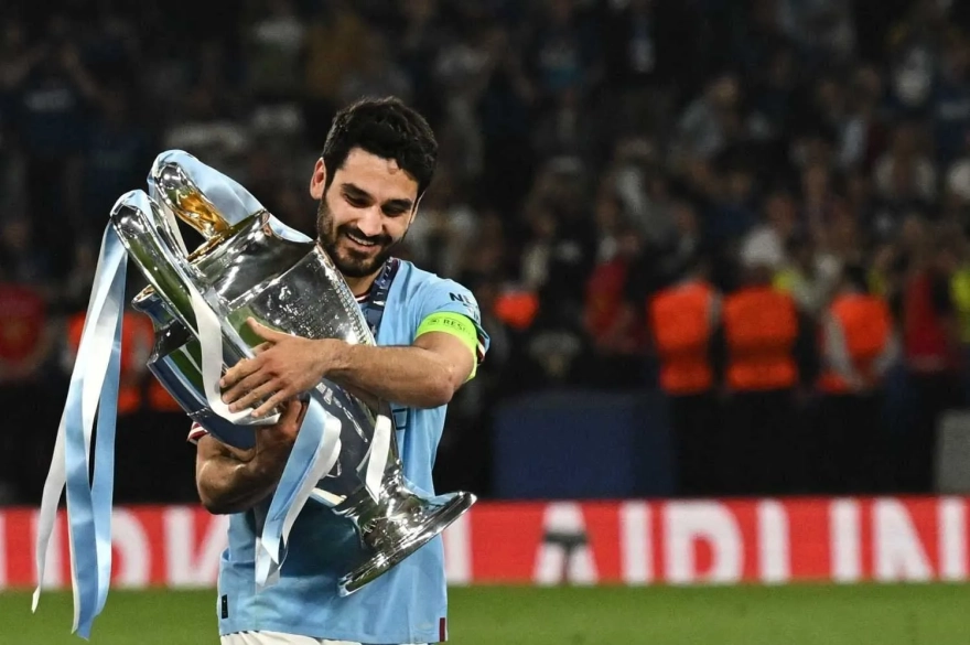 İlkay Gündoğan'ın Galatasaray'a transferindeki maaş detayları ortaya çıktı.