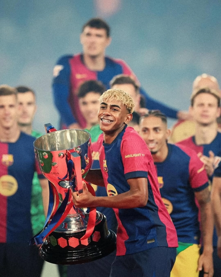 Lamine Yamal'ın Yeni İlişkisi: 17 Yaşındaki Yıldızın 29 Yaşındaki Sevgilisi