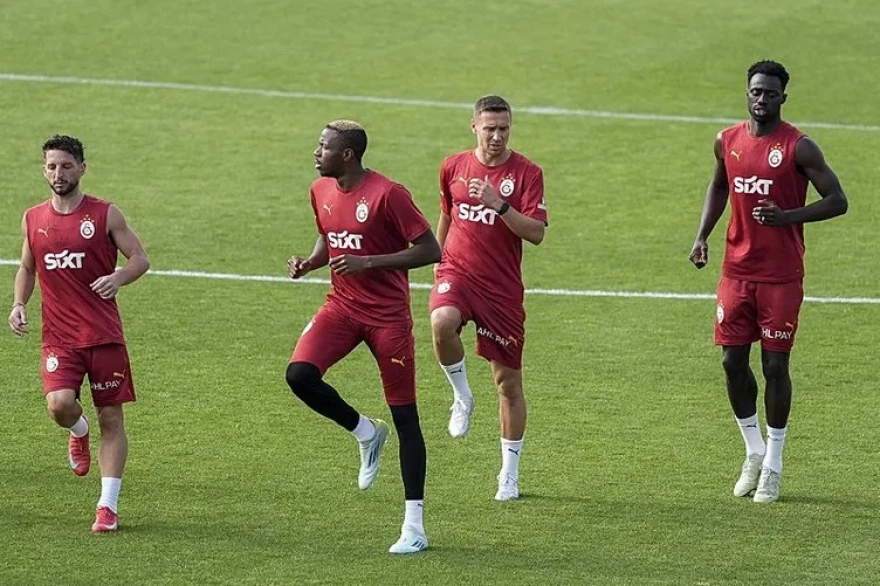 Victor Osimhen transfer konusundaki sessizliğini bozdu