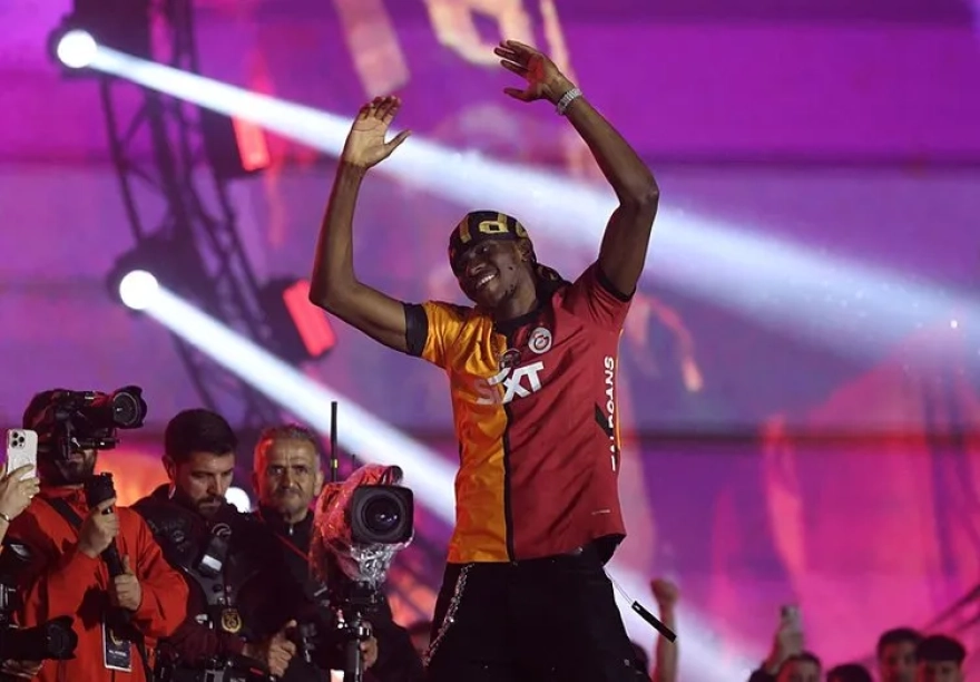 Victor Osimhen transfer konusundaki sessizliğini bozdu