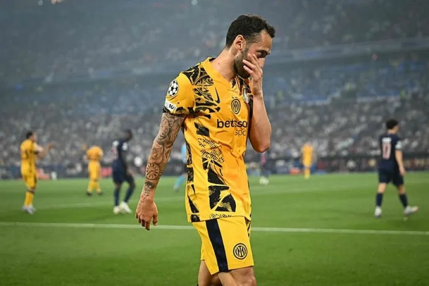 Inter'den Hakan Çalhanoğlu İçin Transfer Açıklaması Geldi