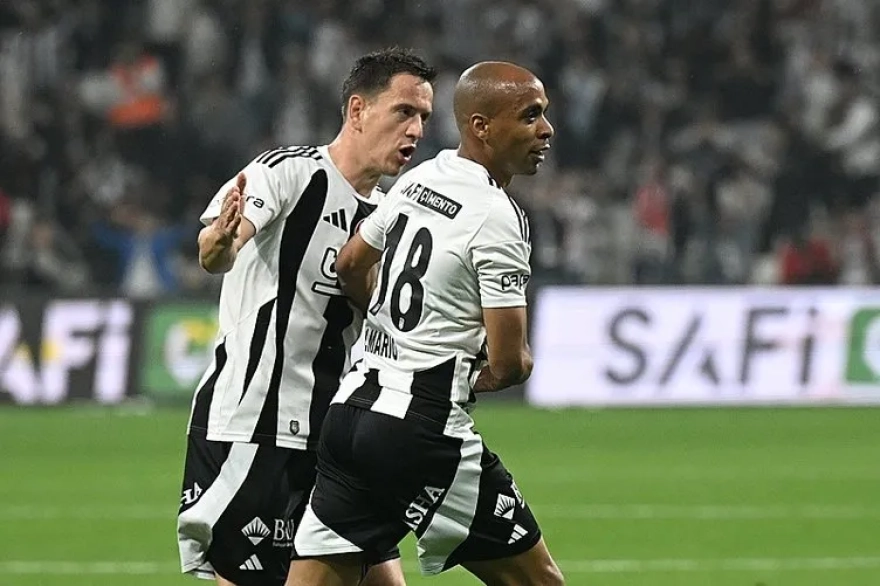 Beşiktaş'a transferde şans güldü! Yıldız futbolcuya Suudi Arabistan'dan ilgi var.