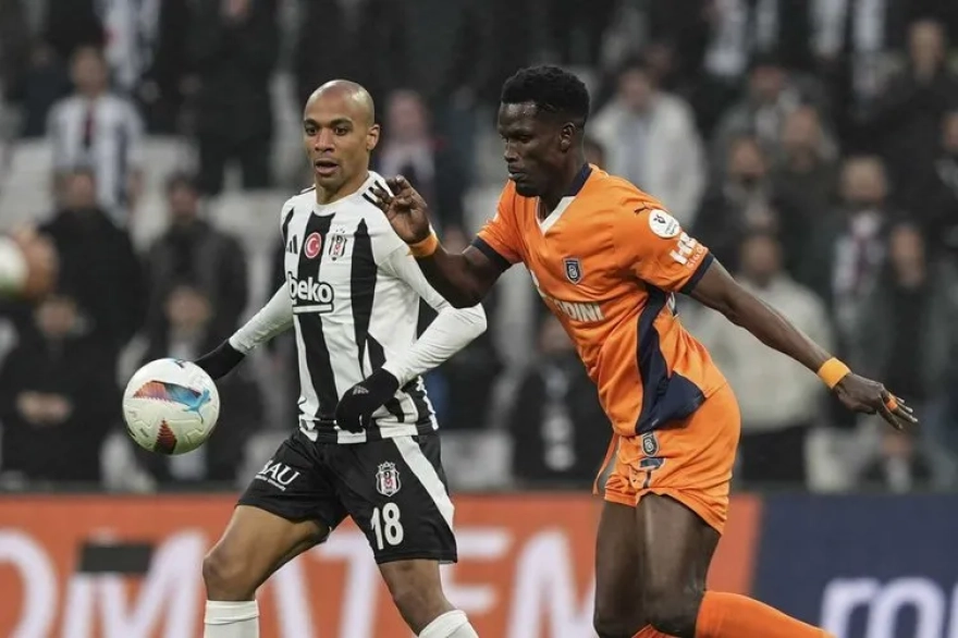 Beşiktaş'a transferde şans güldü! Yıldız futbolcuya Suudi Arabistan'dan ilgi var.