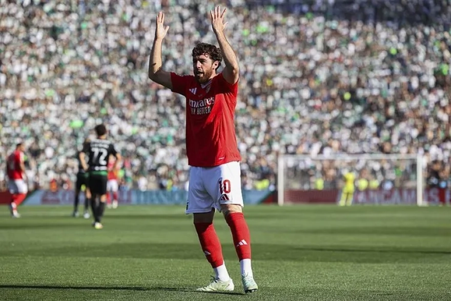 Süper Lig'in önde gelen ekibinden Orkun Kökçü için çarpıcı iddia! Portekiz basını transferi duyurdu.