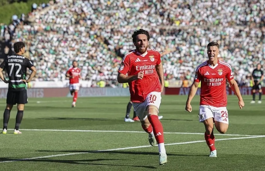 Süper Lig'in önde gelen ekibinden Orkun Kökçü için çarpıcı iddia! Portekiz basını transferi duyurdu.