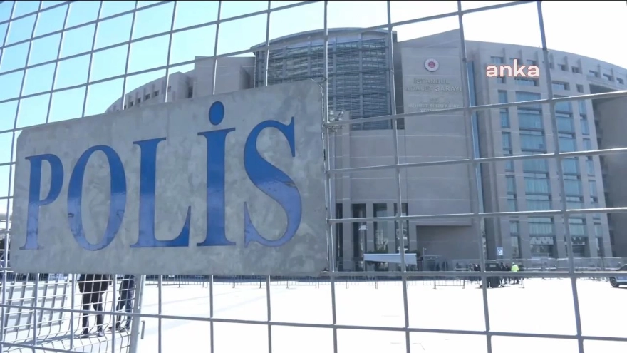 İstanbul ve İzmir'de FETÖ operasyonu: 158 şüpheli 'sabit hat veri havuzu'yla yakalandı