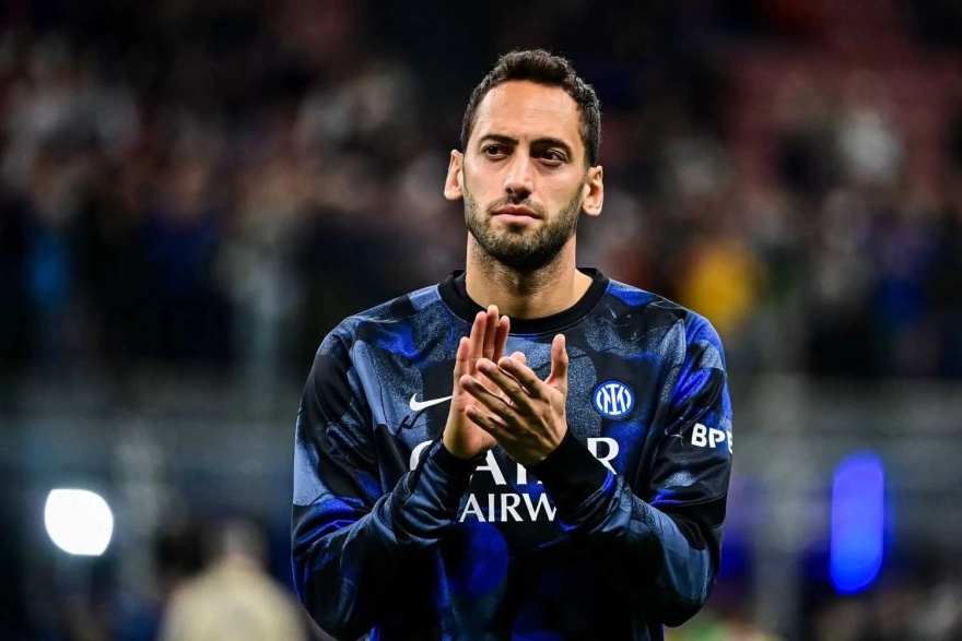 Hakan Çalhanoğlu'nun Galatasaray Kararı: İtalyan Basını Tarih Verdi