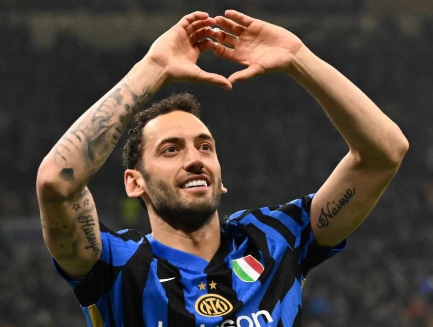 Hakan Çalhanoğlu'nun Galatasaray Kararı: İtalyan Basını Tarih Verdi