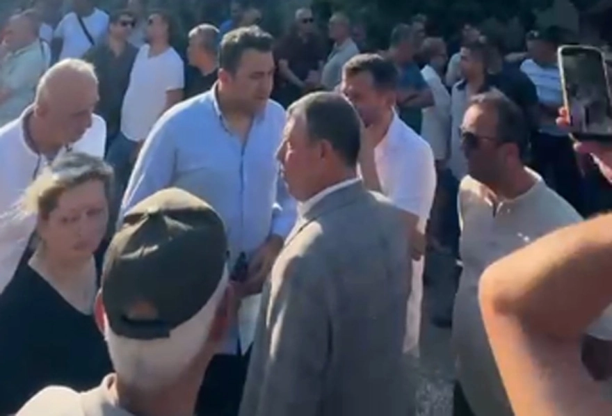 Burhaniye'de Gergin Anlar Yaşanıyor