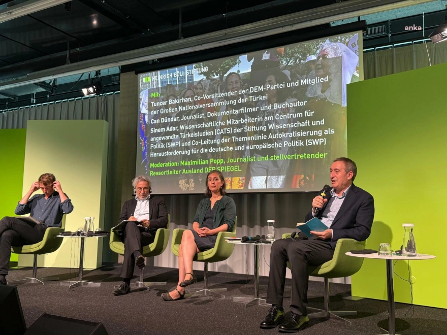 DEM Parti heyeti, Almanya ziyaretlerini sürdürüyor