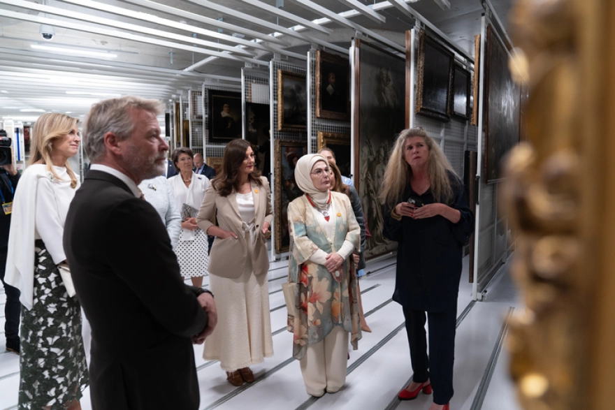 Emine Erdoğan, Hollanda Kraliçesi Maxima Zorreguieta Cerruti'nin ev sahipliğinde lider eşleriyle bir araya geldi