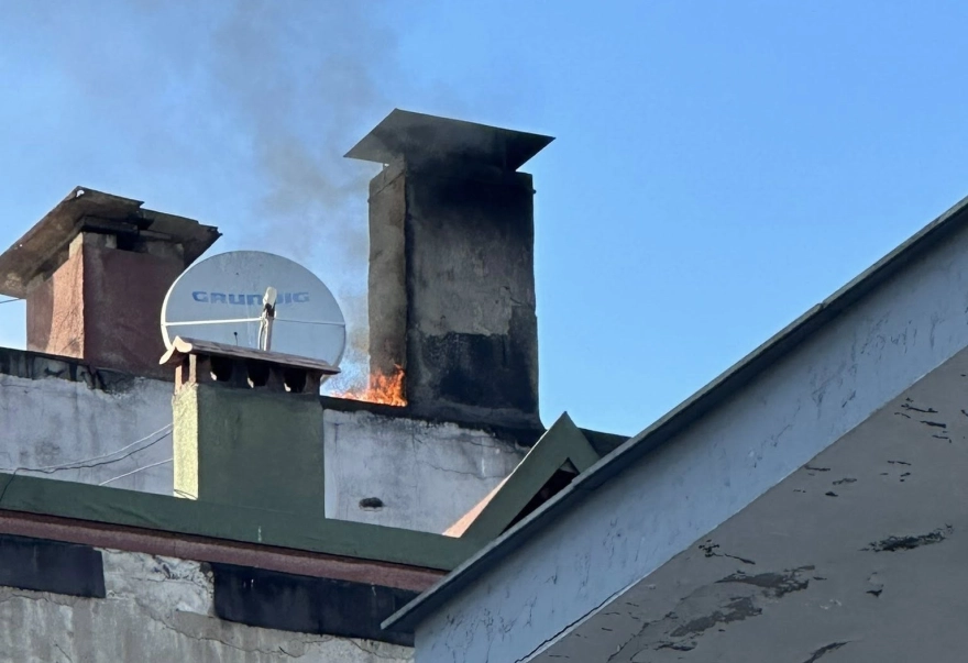 Ordu'da Çatı Yangını Endişe Yarattı