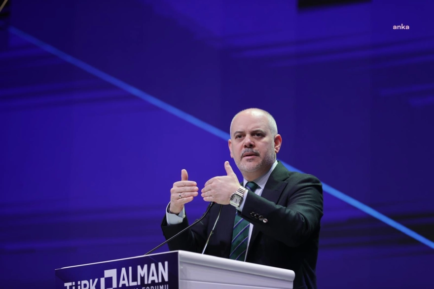 Cumhurbaşkanı Başdanışmanı Kılıç, Almanya'da savunma sanayi ve Türk toplumunun sorunlarını görüştü