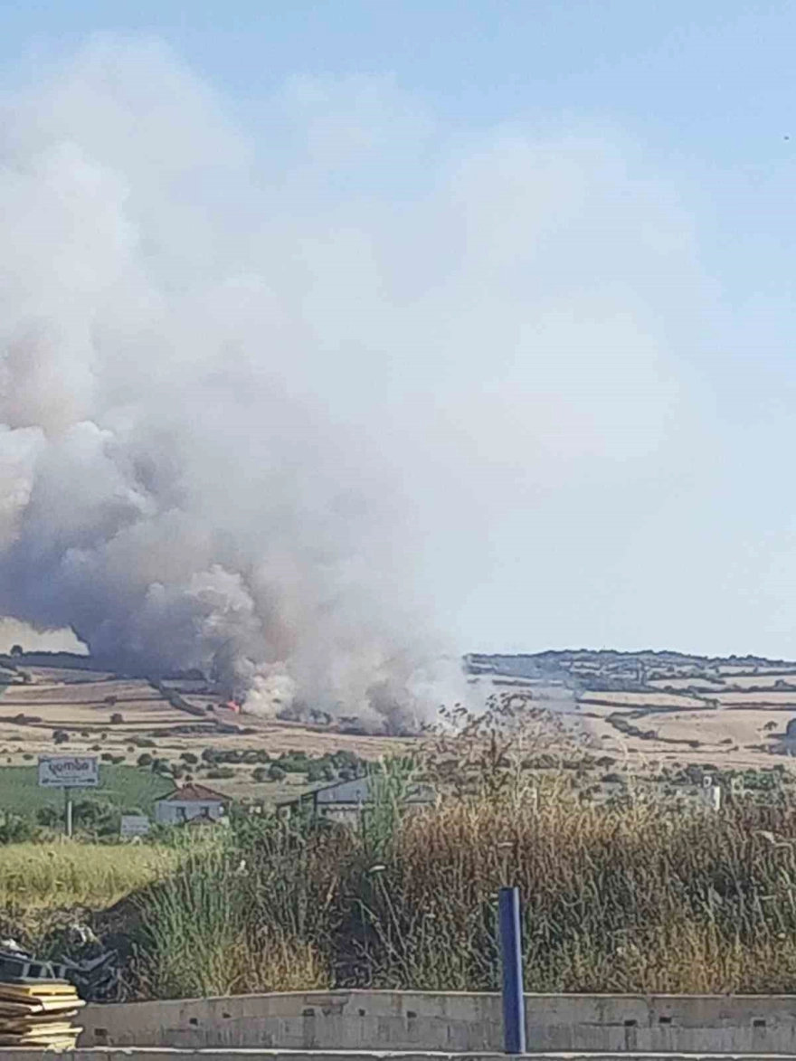 Susurluk'taki arazi yangını söndürme faaliyetleri devam ediyor