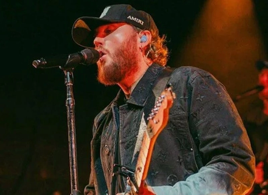 James Arthur İstanbul'da konser verecek