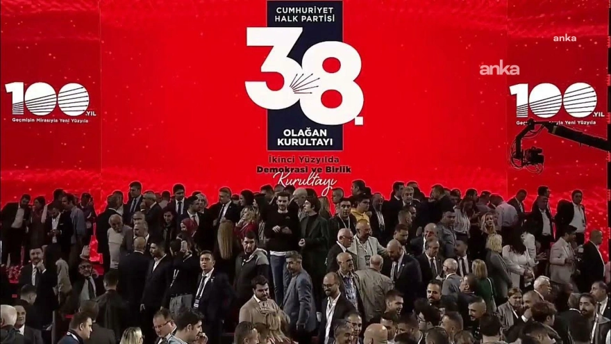 CHP'nin kurultay iptal başvurusuna ilişkin olarak İYİ Parti YSK temsilcisi Öztürk: 'Bu yeni yol partilere ciddi zararlar verebilir' açıklamasını yaptı.