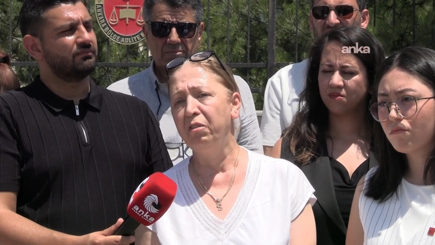 Motokurye Samet Özgül cinayetinde Anne Özgül, adaletin güçlüden yana olup olmadığını sorguladı ve hakkını alacağını belirtti.