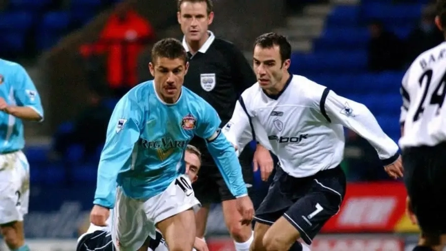 İngiltere Premier Lig'de Oynamış Türk Futbolcular: İki İsim Öne Çıkıyor