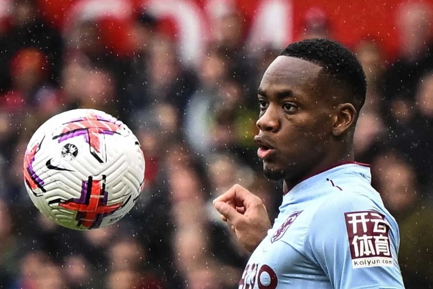 Jose Mourinho Yönetiminde Fenerbahçe'de Sekiz Futbolcu Takımdan Ayrılıyor