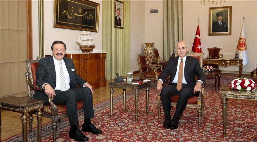 Türkiye Büyük Millet Meclisi Başkanı Kurtulmuş, Türkiye Odalar ve Borsalar Birliği Başkanı Hisarcıklıoğlu'nu ağırladı