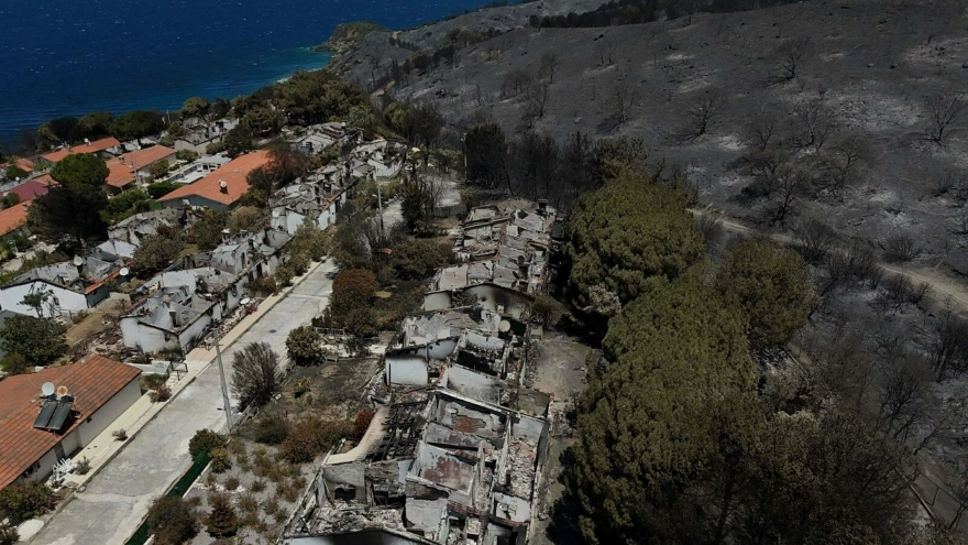 En Acı Kare: Bir Yanı Cennet, Bir Yanı Kül