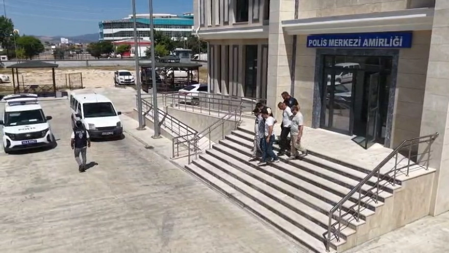 Bursa'da Yirmi Yıl Cezasıyla Aranan Kişi Yakalandı