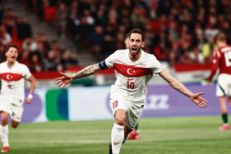 İtalyan Kaynaklardan Galatasaray'a Hakan Çalhanoğlu Haberi