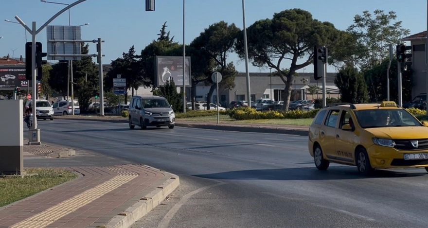 Ege Denizi'nde Bozcaada açıklarında 3.9 büyüklüğünde deprem kaydedildi