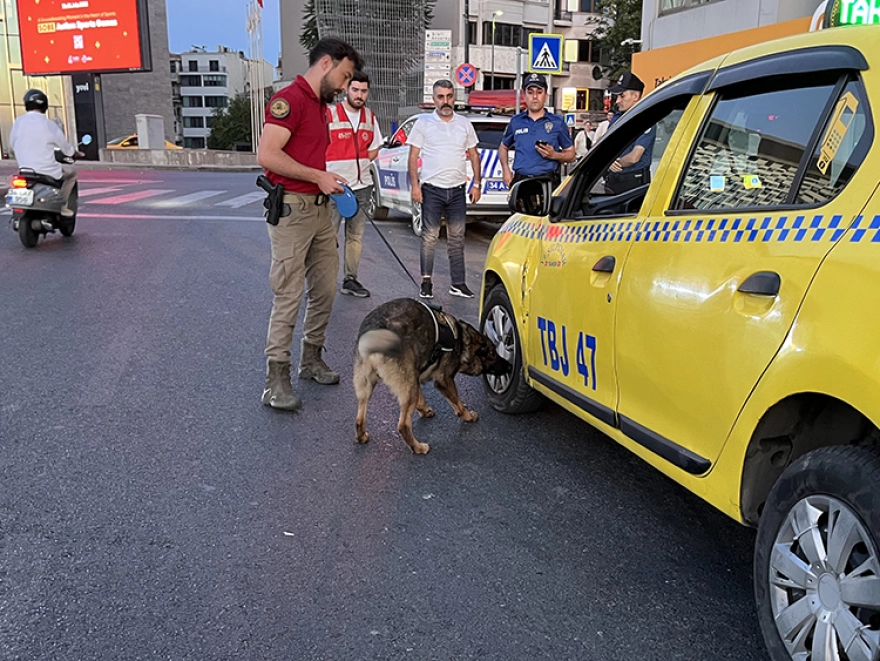 İstanbul Emniyeti'nden 'huzur' uygulaması gerçekleştirildi