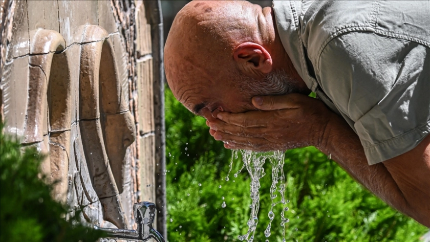 Ülke genelinde hafta sonu sıcaklıklar mevsim normallerinin üzerinde seyredecek