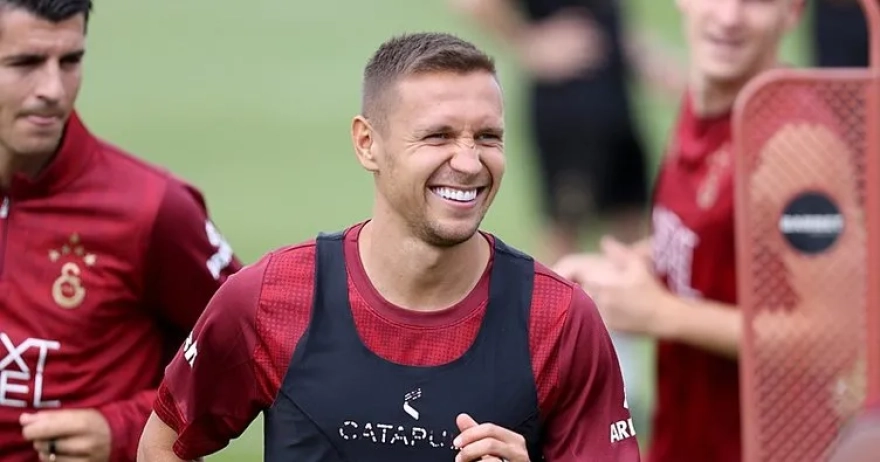 Galatasaray'da Beklenmedik Ayrılık Gelişmesi Yaşanabilir