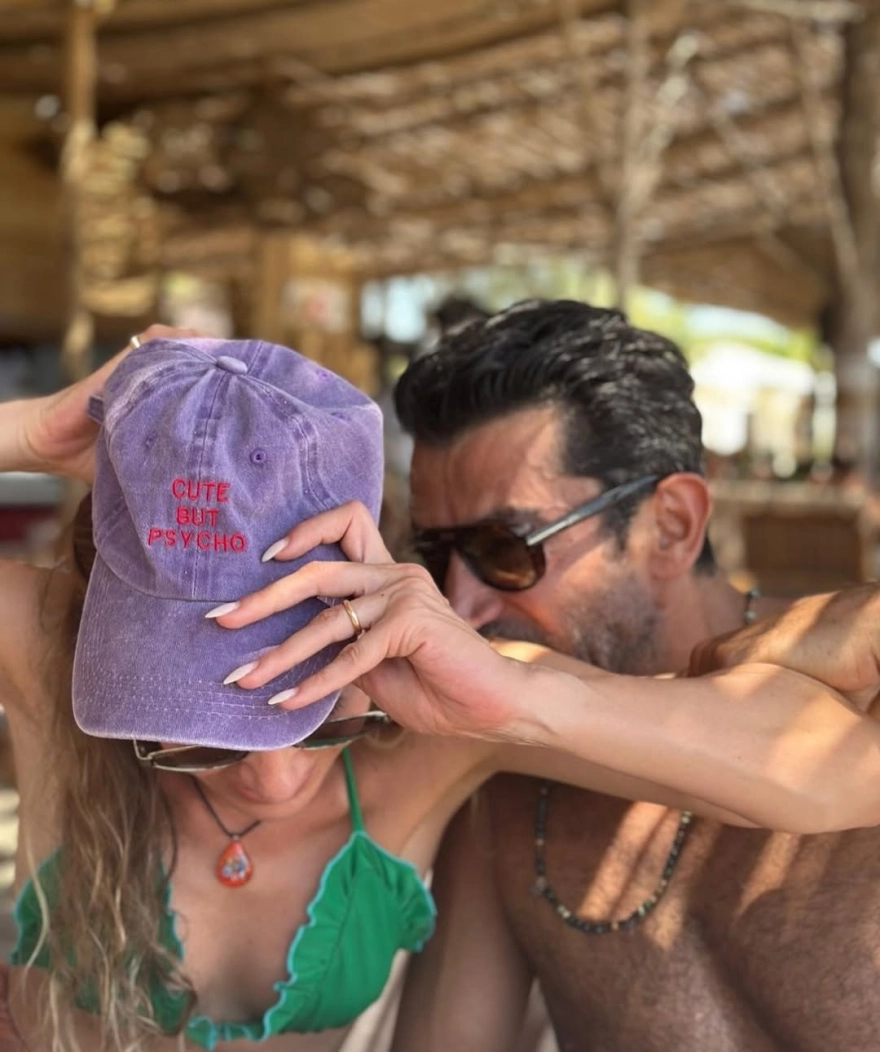 Sinem Kobal ve Kenan İmirzalıoğlu'nun Çeşme'deki Romantik Anları