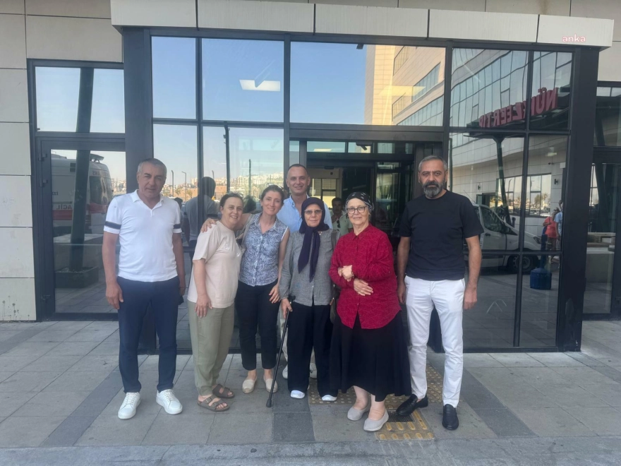 İmamoğlu'nun Annesi, Murat Çalık'ın Annesini Ziyaret Etti