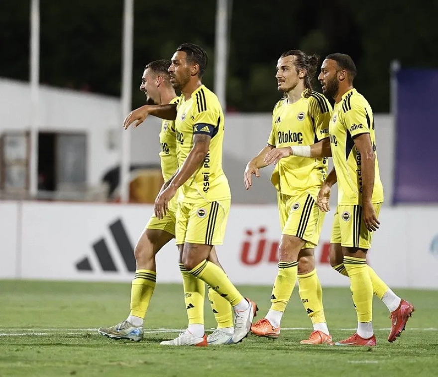 Fenerbahçe Şampiyonlar Ligi sıralamasında ilk 10 dışında kaldı