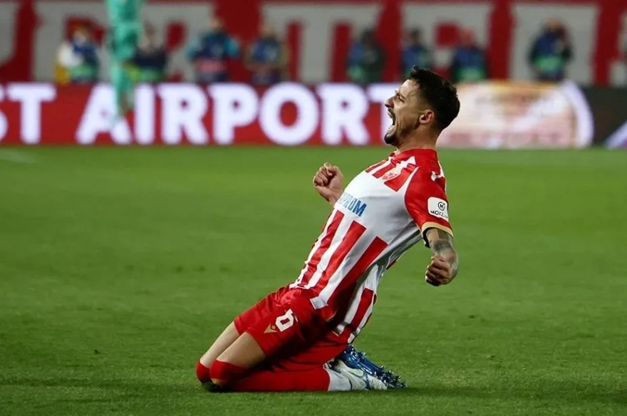 Fenerbahçe Şampiyonlar Ligi sıralamasında ilk 10 dışında kaldı