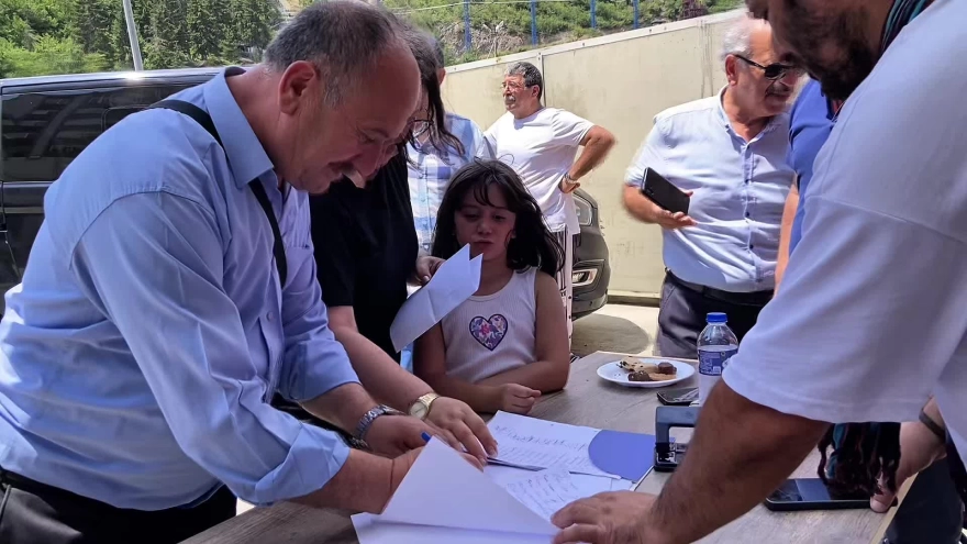 Beylikdüzü Belediye Başkanı Mehmet Murat Çalık için Maçka'da İmza Kampanyası Başlatıldı