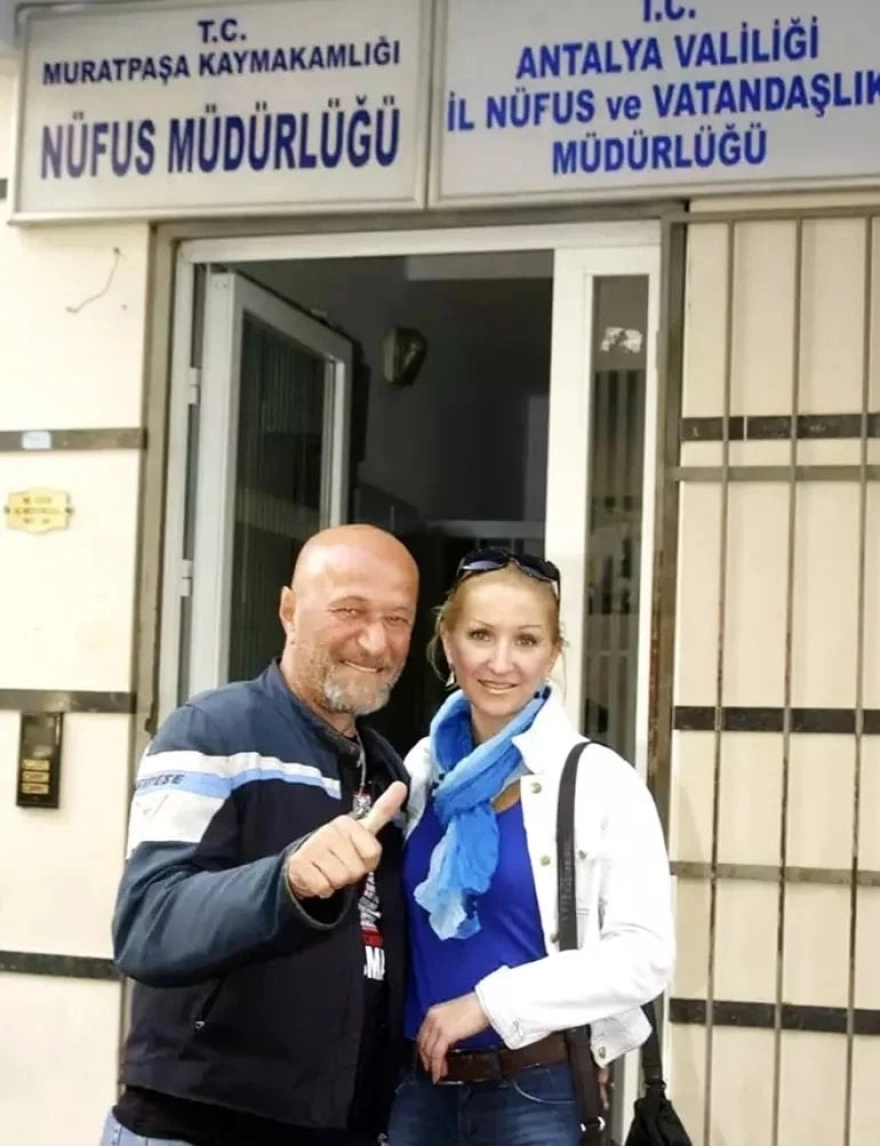 Coşkun Göğen eşini, kızını ve dört arkadaşını kaybetti, bir yılda on dört kilo verdi.