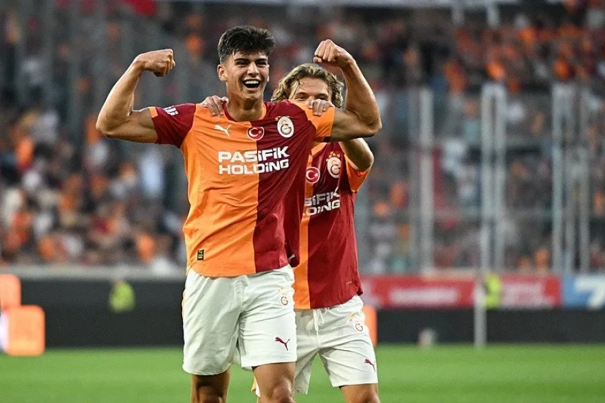 Galatasaray'ın genç yıldızı Arda Ünyay dikkatleri üzerine çekti, yine gol atmayı başardı