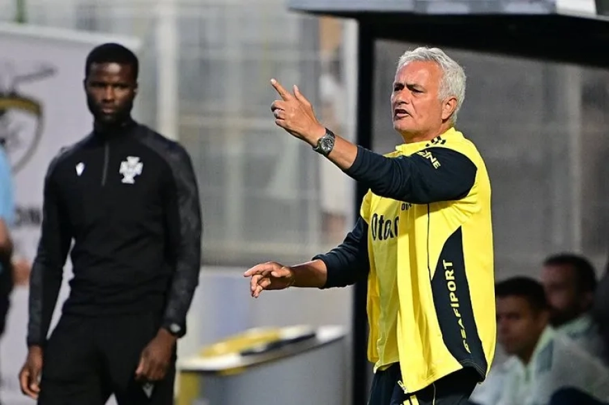 Al-Ittihad maçı sonrası Mourinho'nun sözleri gündeme oturdu ve taraftarların tepkisini çekti.