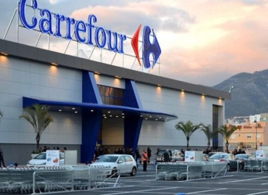 Carrefour, İtalya'daki tüm süpermarketlerini sattı