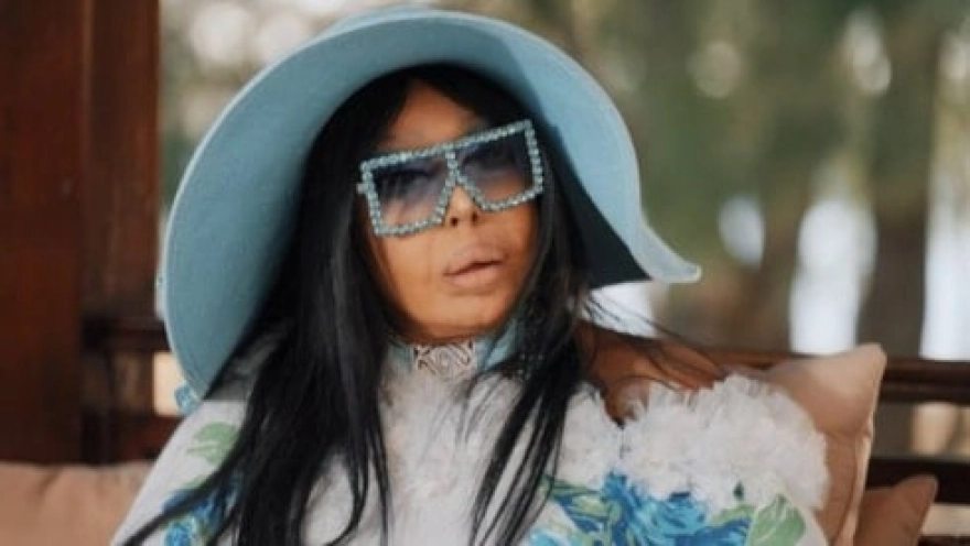 Servetiyle Bilinen Bülent Ersoy, 16 Bin Liralık Alacağını Takipçileriyle Paylaştı