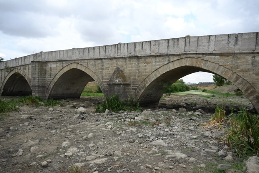 Tunca Nehri'nde Su Akışı Durdu
