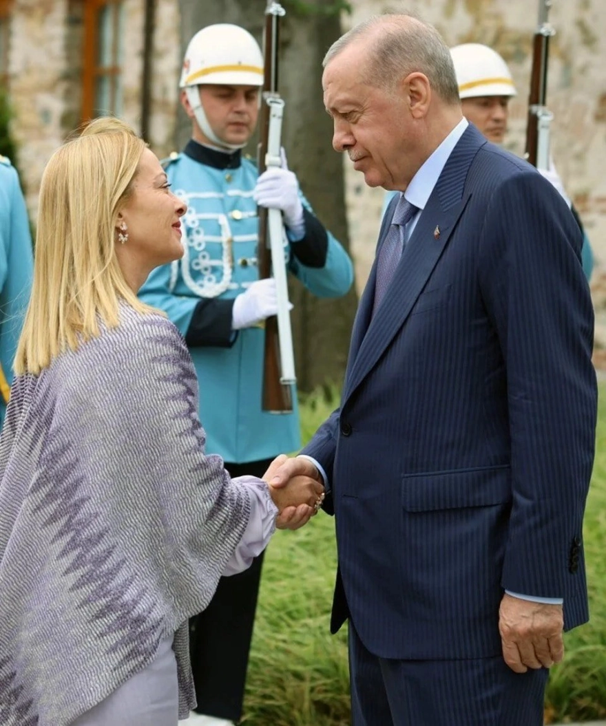 Cumhurbaşkanı Erdoğan, İtalya Başbakanı Meloni'yi uğurladı