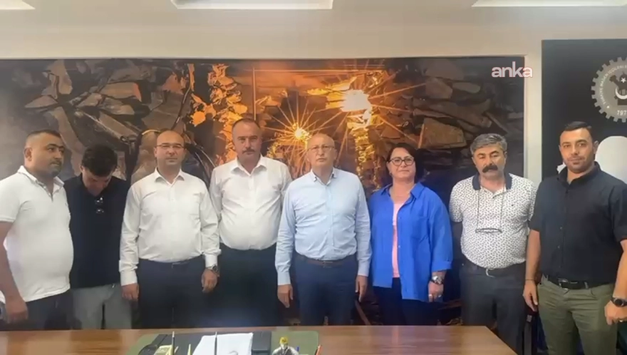 CHP Eskişehir Milletvekili Utku Çakırözer, grevi ertelenen Kırka ETİ Maden işçilerini ziyaret etti