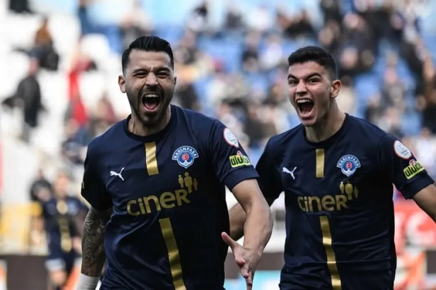 2024-2025 Süper Lig sezonunda en çok penaltı kullanan takımlar açıklandı. Üç takım zirveyi paylaşıyor.