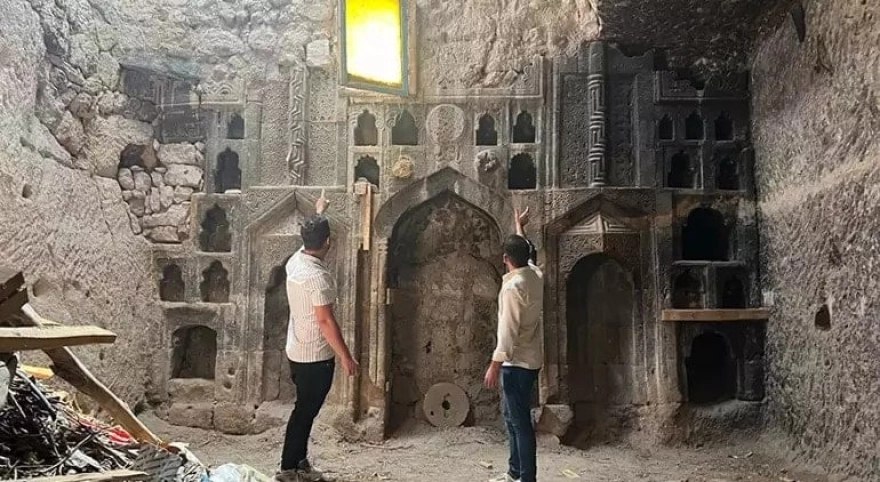 Tesadüfen bulunan 600 yıllık ibadethane odunluktan çıktı