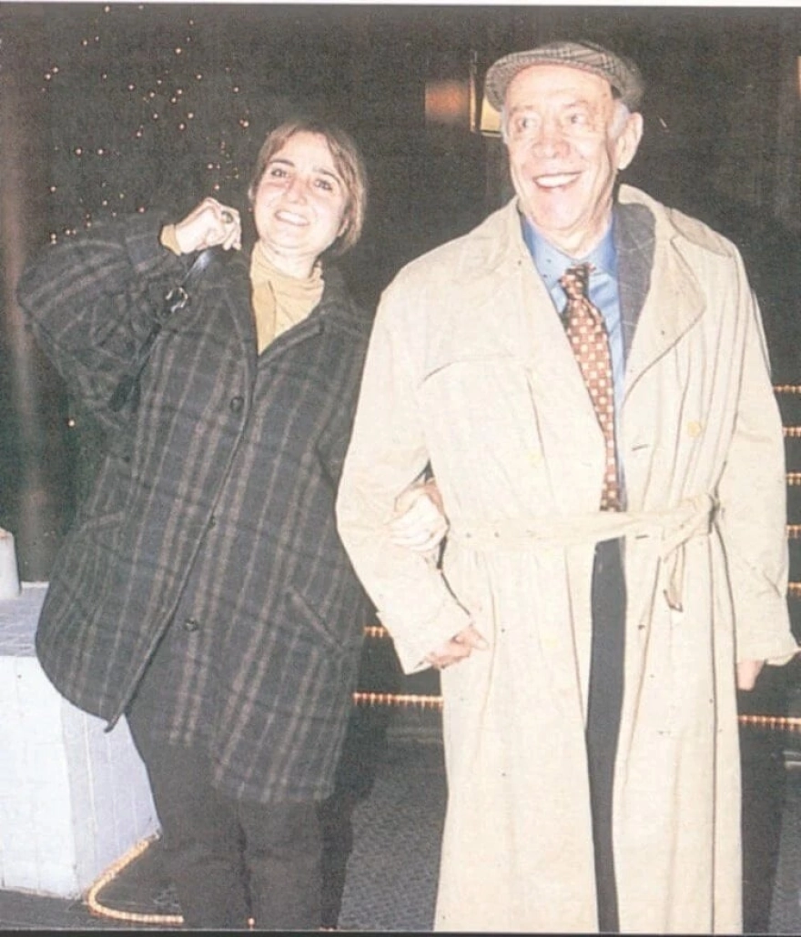 Türk sinemasının efsane ismi Münir Özkul'un eşi Umman Özkul hayatını kaybetti.