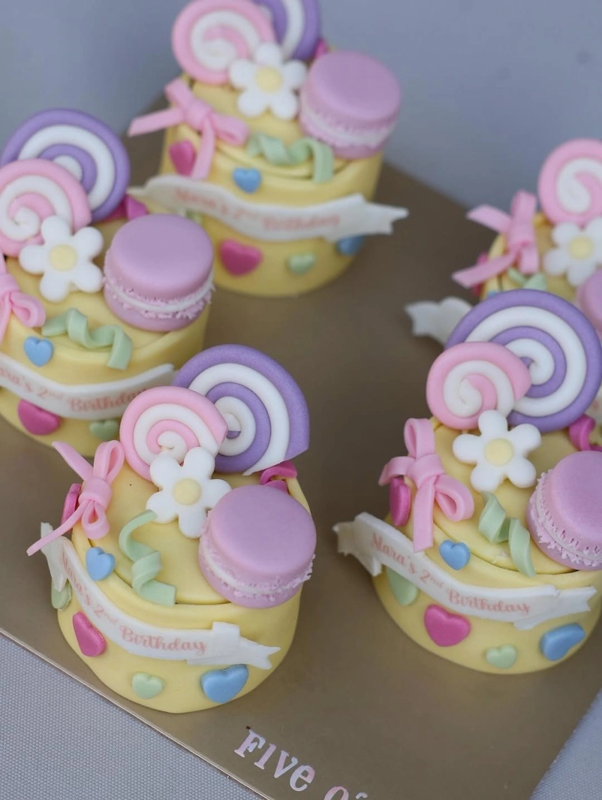 Arzu Alara Sabancı'nın 2. yaş günü kutlandı