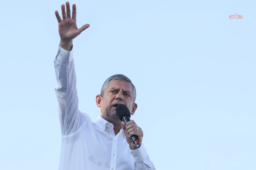 CHP Genel Başkanı Özgür Özel, yarın Beyoğlu'nda yapılacak olan mitinge vatandaşları davet ediyor.