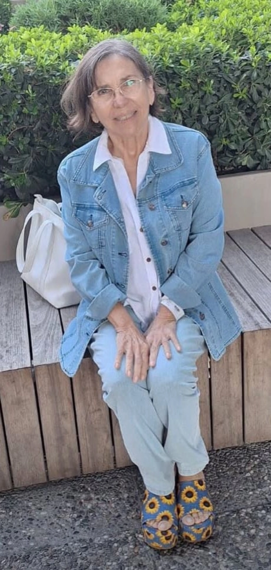 Kanserle mücadele eden Gül Onat'tan yeni fotoğraf ve açıklama: 'Zehir terapiye devam'